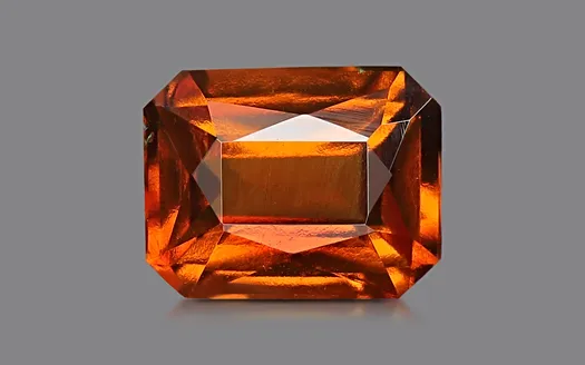 Hessonite - 4.88 Carats