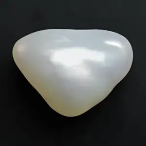 Keshi Pearl - 6.28 Carats
